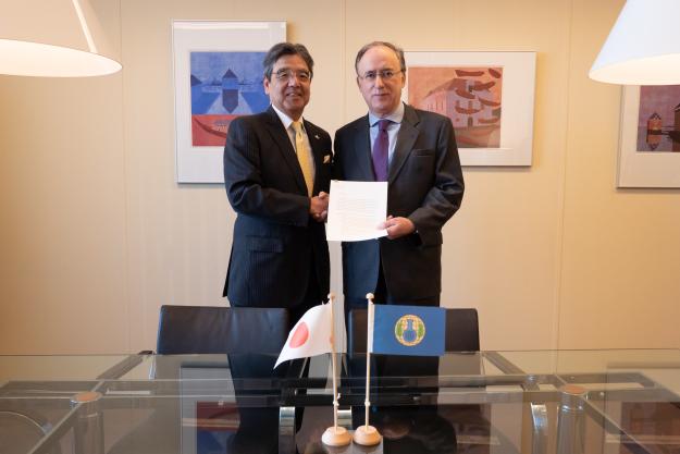 Japan’s Permanent Representative to the OPCW, H.E. Ambassador Hiroshi Inomata, and OPCW Director-General, H.E. Mr Fernando Arias