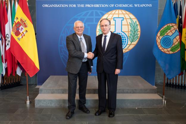 The Director-General of the Organisation for the Prohibition of Chemical Weapons (OPCW), H.E. Mr Fernando Arias, and Minister of Foreign Affairs, European Union and Cooperation of the Kingdom of Spain, H.E. Mr Josep Borrell Fontelles, met today at the OPCW Headquarters in The Hague.