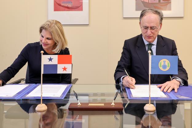 Panama contributes €5,000 to future OPCW Centre for Chemistry and Technology 