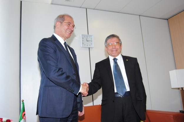 OPCW Director-General, Ambassador Ahmet Üzümcü (left), with Mr Abdelhamid Senouci Bereksi, Secretary General of the Ministry of Foreign Affairs and International Cooperation.
