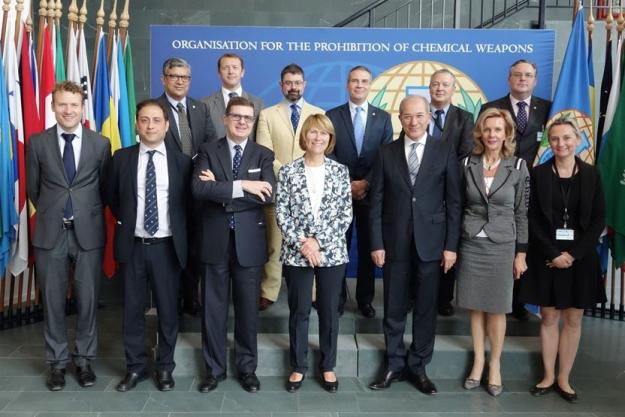 Delegation of the United Nations Office for Projects Services (UNOPS) with the Director-General, Ambassador Ahmet Üzümcü, and senior OPCW officials.
