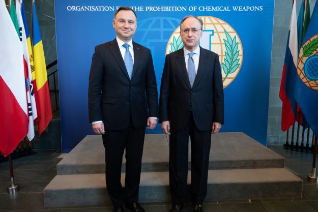 OPCW Director-General, H.E. Mr Fernando Arias, and the President of Poland, Mr Andrzej Duda, meeting at the OPCW Headquarters in The Hague