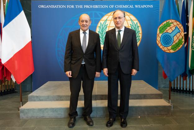 OPCW Director-General, H.E. Mr Fernando Arias, and the Minister of Europe and Foreign Affairs of France, Mr Jean-Yves Le Drian, meeting at the OPCW Headquarters in The Hague