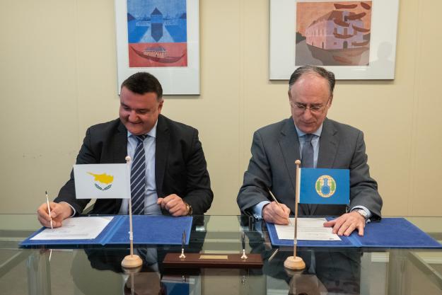 OPCW Director-General, H.E. Mr Fernando Arias, and the Permanent Representative of Cyprus to the OPCW, H.E. Ambassador Elpidoforos Economou.