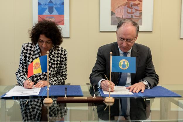 OPCW Director-General, H.E. Mr Fernando Arias, and the Permanent Representative of Andorra to the OPCW, H.E. Ambassador Esther Rabasa