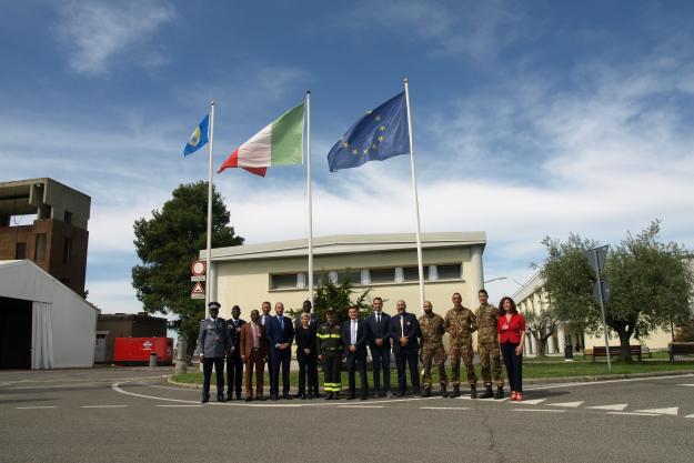Participants, instructors, OPCW staff, and the Italian National Authority.