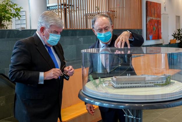 H.E. Mr. Jan van Zanen, Mayor of the Municipality of The Hague,  and H.E. Mr. Fernando Arias, Director-General of the OPCW