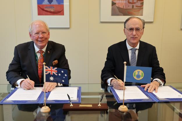 H.E. Mr Matthew Neuhaus, Permanent Representative of Australia to the OPCW, and H.E. Mr Fernando Arias, Director-General of the OPCW