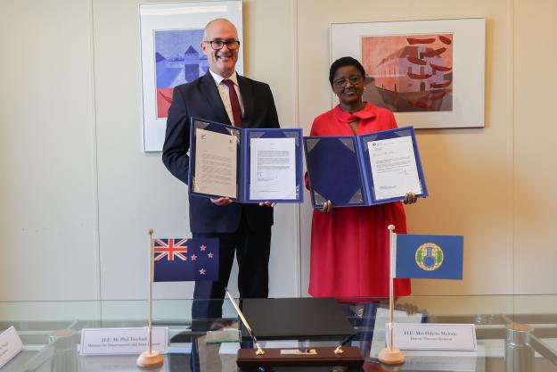 OPCW Deputy Director-General meets with Minister for Disarmament and Arms Control of New Zealand