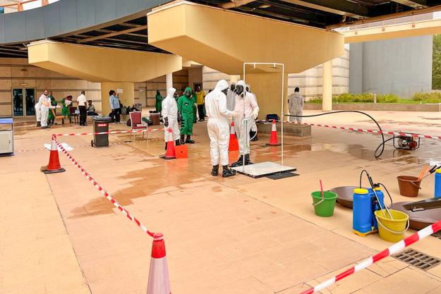 Set-up of a mock decontamination station.