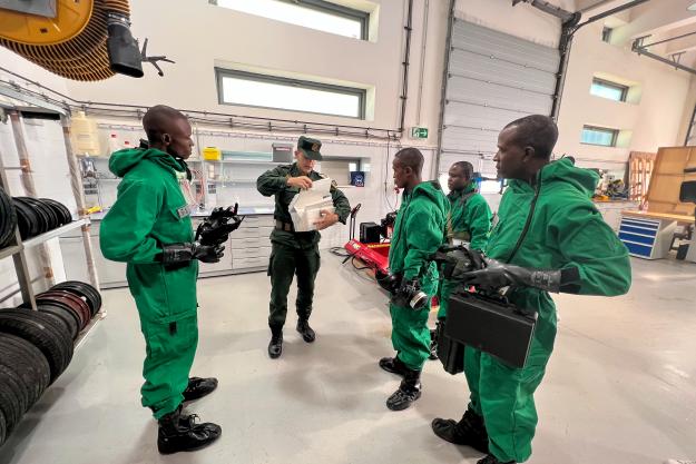 Experts from African countries enhance specialised skills in sampling and analysis of highly toxic chemicals