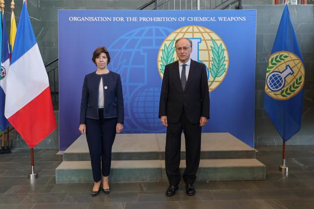 H.E. Ms Catherine Colonna, Minister for Europe and Foreign Affairs of France, with Ambassador Fernando Arias, OPCW Director-General