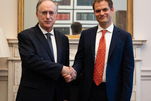 Ambassador Fernando Arias, OPCW Director General, meets with Mr Hamish Falconer MP, Parliamentary Under-Secretary of State