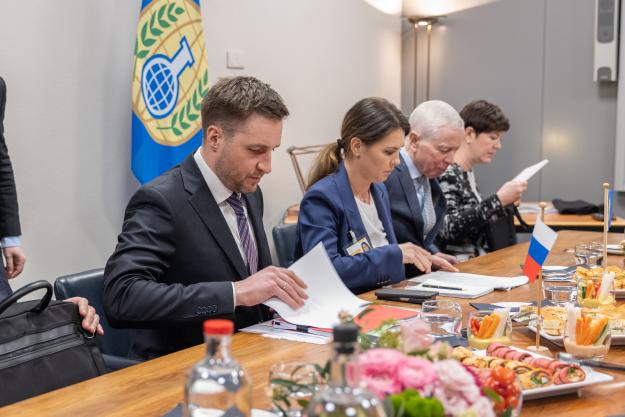 OPCW Director-General meets with the Deputy Minister of Industry and Trade of the Russian Federation Mr Kirill Lysogorsky