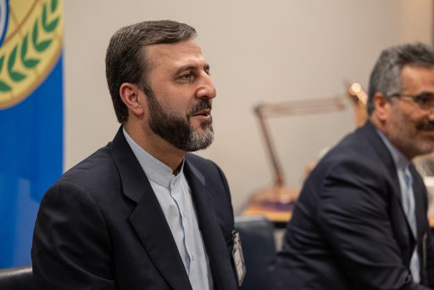 OPCW Director-General meets with the Deputy Minister of Foreign Affairs for Legal and International Affairs of the Islamic Republic of Iranector-General meets with the Deputy Minister of Foreign Affairs for Legal and International Affairs of the Islamic Republic of Iran