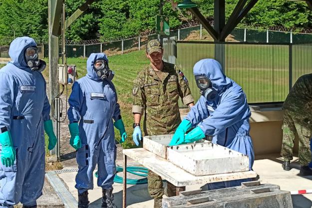 Inside the hot zone: OPCW trains experts with live chemical agents / Slovakia