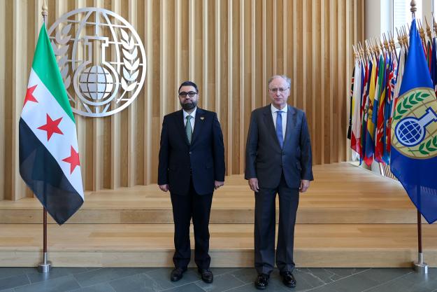 Minister of Justice of the Syrian Arab Republic, H.E. Dr Mazhar Al-Wais, and the OPCW Director-General, Ambassador Fernando Arias