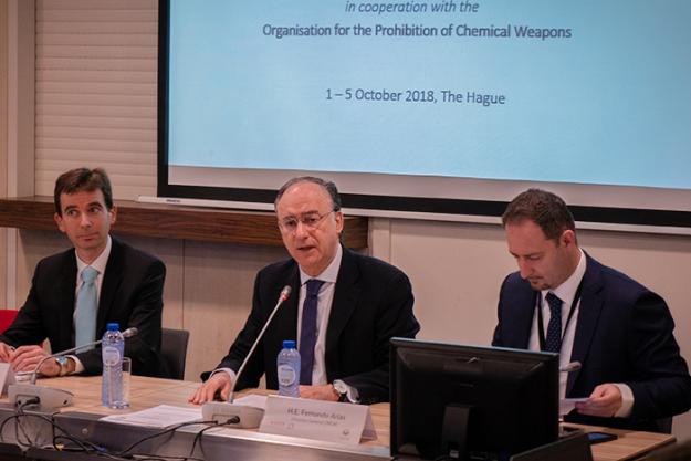 OPCW Director- General, Ambassador Fernando Arias, delivering the keynote address at the opening of the Asser Institute’s Training Programme on Disarmament and Non-Proliferation of Weapons of Mass Destruction