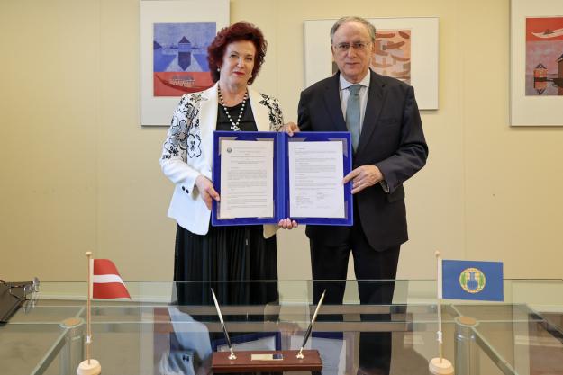 Permanent Representative of Latvia and OPCW Director-General formalise contribution