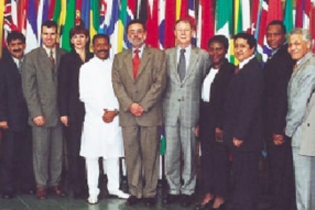 Closing Address to the Associate Programme 2001, 16 October 2001