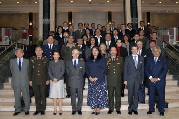 On 1 June 2007, the Director-General of the Organisation for the Prohibition of Chemical Weapons (OPCW), Ambassador Rogelio Pfirter paid an official visit to the Republic of Peru.