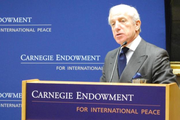 OPCW Director-General Pfirter with U.S. Senator Richard Lugar OPCW Director-General Pfirter at the Carnegie Endowment for International Peace