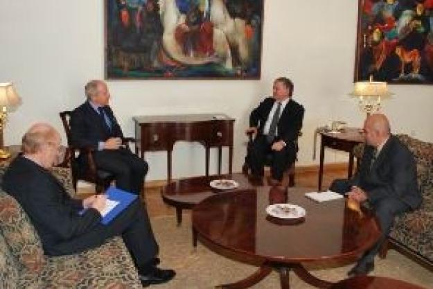 The Foreign Minister of Armenia, Edward Nalbandian, received OPCW Director-General Rogelio Pfirter