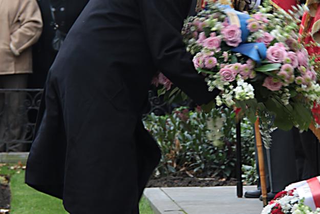 OPCW Director-General laid a wreath at the Belgian Monument