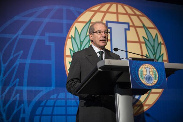  OPCW Director-General Ahmet Üzümcü addresses the media on 11 October. 