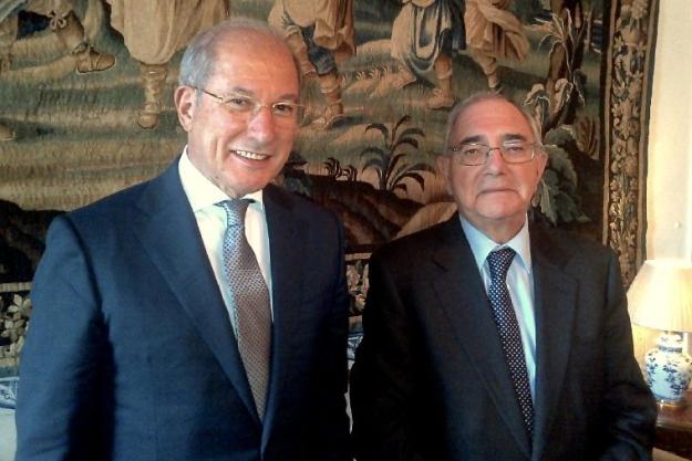Director-General Ahmet Üzümcü (left) and Mr Rui Machete, Minister of State and Foreign Affairs of Portugal