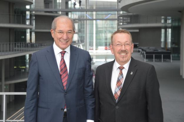 Director-General Ahmet Üzümcü (left) and Dr Karl-Heinz Brunner, SDP, of the Bundestag Subcommittee on Disarmament.