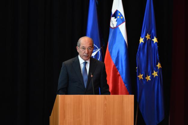 OPCW Director-General Ahmet Üzümcü addresses the NATO Conference on Weapons of Mass Destruction (WMD) Arms Control, Disarmament and Non-Proliferation on 9 May 2016.