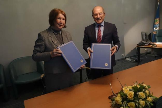 OPCW Director-General Ahmet Üzümcü (right) and the President of the International Union of Pure and Applied Chemistry (IUPAC), Professor Natalia Tarasova, signed a Memorandum of Understanding (MOU) today pledging to enhance cooperation to keep abreast of developments in chemistry, responsibility and ethics in science, and education and outreach. 