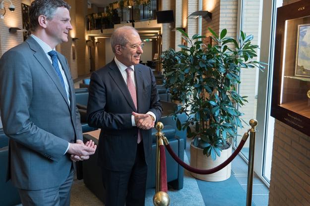 The Director-General of the OPCW, Ambassador Ahmet Üzümcü, and the Permanent Under-Secretary of State, Prime-Minister’s Office, of the Kingdom of Denmark, H.E. Mr Michael Starbæk Christensen