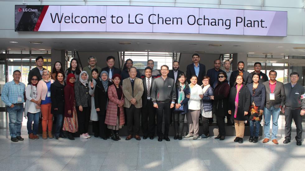 Visit to the LG chemicals Ochang Facility to learn about chemical management 