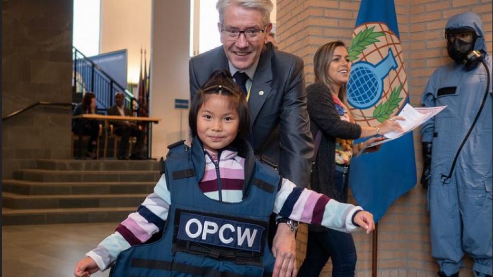 Trying on OPCW Inspector Equipment