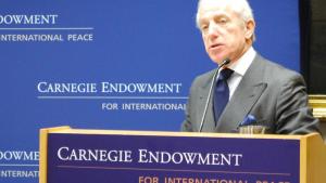 OPCW Director-General Pfirter with U.S. Senator Richard Lugar OPCW Director-General Pfirter at the Carnegie Endowment for International Peace