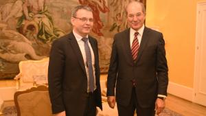 OPCW Director-General Ahmet Üzümcü (right) and the Czech Republic's Minister of Foreign Affairs, Mr Lubomír Zaorálek.