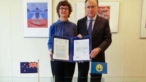  OPCW Director-General, H.E. Mr Fernando Arias, and the Permanent Representative of New Zealand to the OPCW, H.E. Ambassador Lyndal Walker