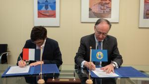 OPCW Director-General, H.E. Mr Fernando Arias, and the Permanent Representative of France to the OPCW, H.E. Ambassador Luis Vassy