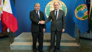 OPCW Director-General, H.E. Mr Fernando Arias, and the Undersecretary of the Philippine Department of Foreign Affairs for Policy, Mr Enrique A. Manalo