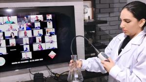 CINQUI chemist conducts a virtual demonstration during an online assistance and protection course for first responders from Latin America and the Caribbean