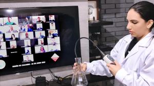 CINQUI chemist conducts a virtual demonstration during an online assistance and protection course for first responders from Latin America and the Caribbean