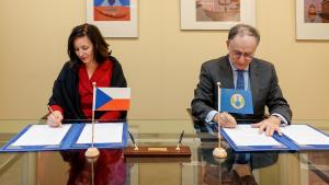 Czech Republic contributes CZK 300,000 to support assistance and protection training in Africa 