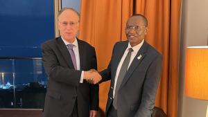 OPCW Director-General Fernando Arias (left) and Minister of Foreign Affairs and International Cooperation of South Sudan, Hon. James Pitia Morgan (right)
