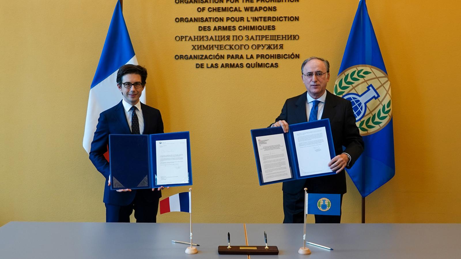 France Contributes 200 000 To Future Opcw Centre For Chemistry And Technology Opcw Dark fate (2019) nonton china. 200 000 to future opcw centre for